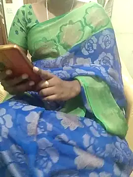 Snapshot of Tamil_roja69 chatting on March 12, 4:13 pm Tamil roja69 online show from March 12, 4:13 pm