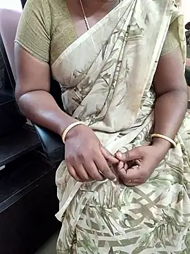Snapshot of Tamil_roja69 chatting on September 27, 8:30 am Tamil roja69 online show from September 27, 8:30 am