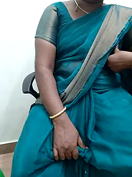Snapshot of Tamil_roja69 chatting on September 29, 6:24 pm Tamil roja69 online show from September 29, 6:24 pm