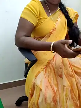 Snapshot of Tamil_roja69 chatting on October 3, 4:15 pm Tamil roja69 online show from October 3, 4:15 pm