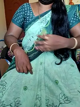 Snapshot of Tamil_roja69 chatting on October 6, 5:38 am Tamil roja69 online show from October 6, 5:38 am