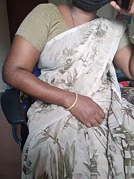 Snapshot of Tamil_roja69 chatting on October 12, 7:51 am Tamil roja69 online show from October 12, 7:51 am