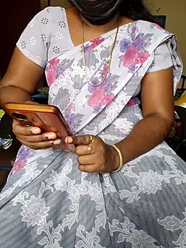 Snapshot of Tamil_roja69 chatting on October 13, 6:24 am Tamil roja69 online show from October 13, 6:24 am