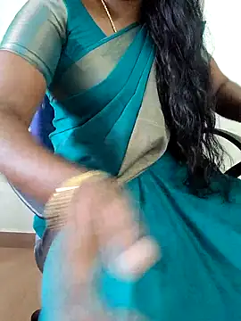 Snapshot of Tamil_roja69 chatting on October 18, 6:48 am Tamil roja69 online show from October 18, 6:48 am