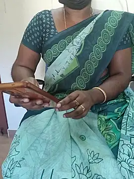 Snapshot of Tamil_roja69 chatting on October 22, 4:35 am Tamil roja69 online show from October 22, 4:35 am