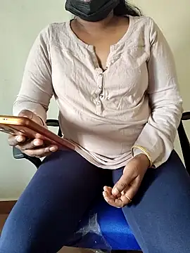 Snapshot of Tamil_roja69 chatting on November 3, 6:14 am Tamil roja69 online show from November 3, 6:14 am