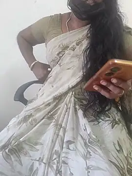 Snapshot of Tamil_roja69 chatting on November 5, 5:51 am Tamil roja69 online show from November 5, 5:51 am