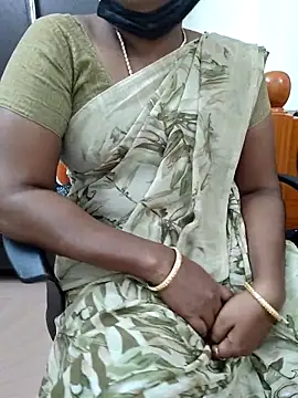 Snapshot of Tamil_roja69 chatting on November 28, 5:54 am Tamil roja69 online show from November 28, 5:54 am