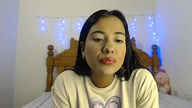 Coral0403 online show from February 11, 9:25 pm