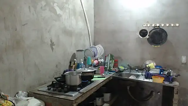 Coral0403 online show from December 18, 4:35 pm