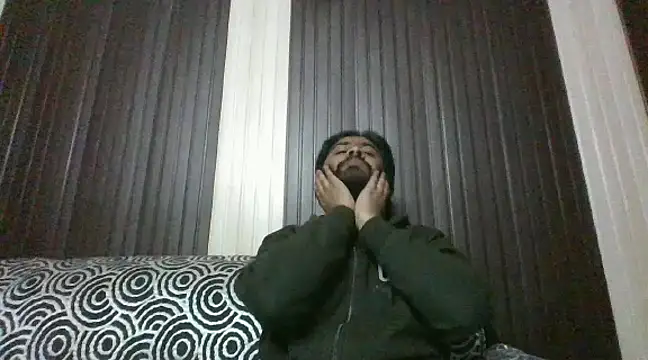 Snapshot of indihotguy chatting on February 3, 11:53 am indihotguy online show from February 3, 11:53 am