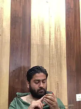 Snapshot of indihotguy chatting on March 16, 5:47 am indihotguy online show from March 16, 5:47 am