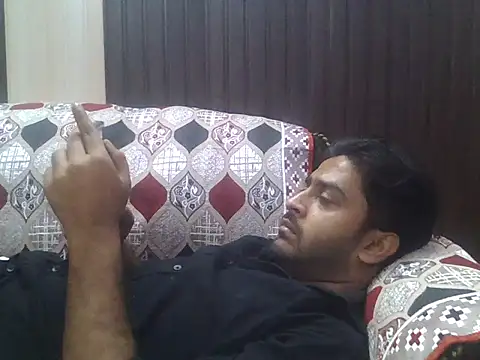 Snapshot of indihotguy chatting on October 21, 1:23 pm indihotguy online show from October 21, 1:23 pm