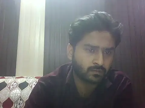 Snapshot of indihotguy chatting on November 5, 2:06 pm indihotguy online show from November 5, 2:06 pm