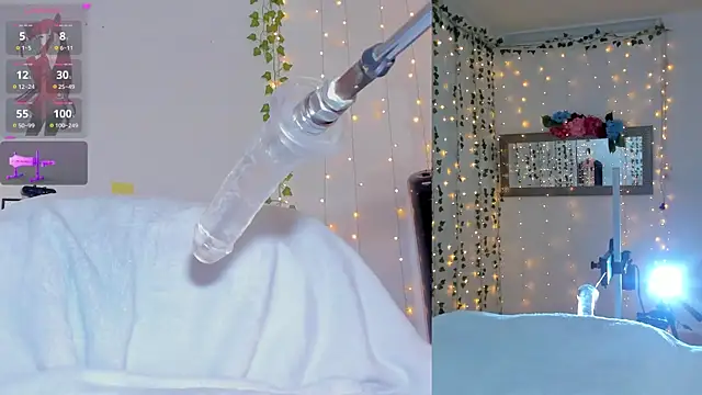 Maria Jones  online show from March 9, 1:35 am