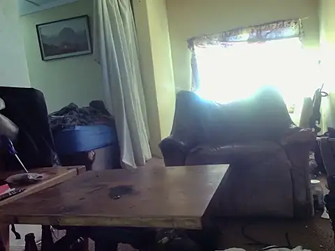 poesnuus999 online show from October 16, 9:10 am