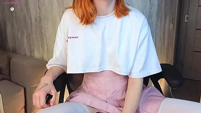 Snapshot of OhYumiYes chatting on September 11, 9:37 pm OhYumiYes online show from September 11, 9:37 pm