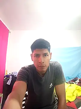 Snapshot of elmazitogrande chatting on January 3, 10:40 pm elmazitogrande online show from January 3, 10:40 pm