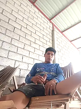 Snapshot of elmazitogrande chatting on October 3, 5:43 pm elmazitogrande online show from October 3, 5:43 pm