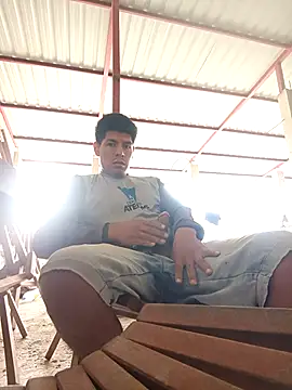 Snapshot of elmazitogrande chatting on October 9, 5:44 pm elmazitogrande online show from October 9, 5:44 pm