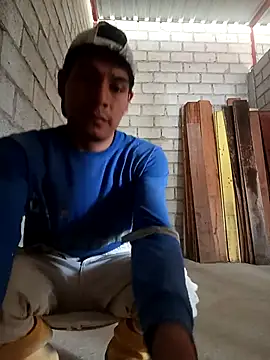 Snapshot of elmazitogrande chatting on October 21, 9:15 pm elmazitogrande online show from October 21, 9:15 pm