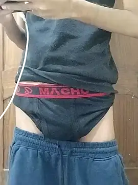 fakelove95 online show from November 4, 5:17 am