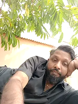 Snapshot of carria_homes chatting on January 15, 8:51 am carria homes online show from January 15, 8:51 am