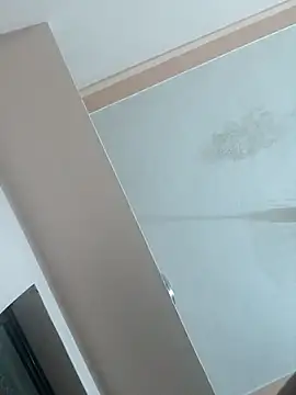 Snapshot of carria_homes chatting on February 20, 8:25 pm carria homes online show from February 20, 8:25 pm