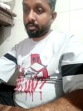 Snapshot of carria_homes chatting on November 25, 8:58 am carria homes online show from November 25, 8:58 am