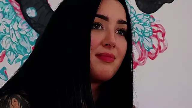 KimKhallifa online show from January 19, 8:50 am