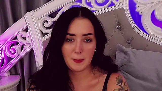 KimKhallifa online show from January 30, 11:11 am