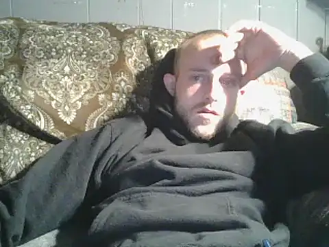 Snapshot of 618fuckupp chatting on March 1, 8:23 am 618fuckupp online show from March 1, 8:23 am