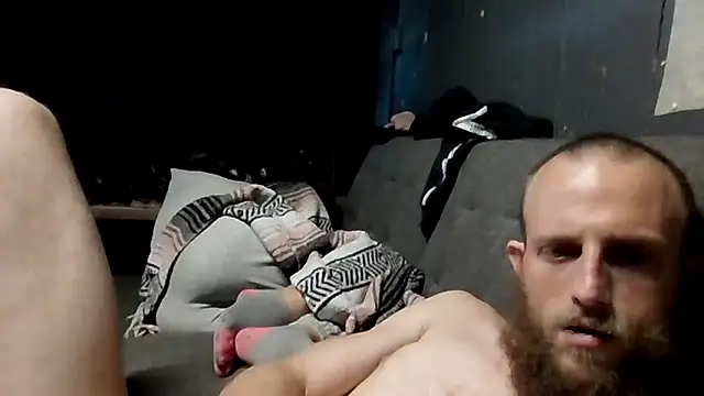 Snapshot of 618fuckupp chatting on November 10, 1:54 pm 618fuckupp online show from November 10, 1:54 pm