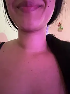 Snapshot of emmariders2 chatting on September 27, 9:20 pm emmariders2 online show from September 27, 9:20 pm