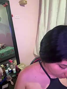 Snapshot of emmariders2 chatting on November 21, 10:52 pm emmariders2 online show from November 21, 10:52 pm