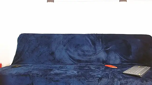 Br4ndxpimm online show from September 14, 3:33 pm