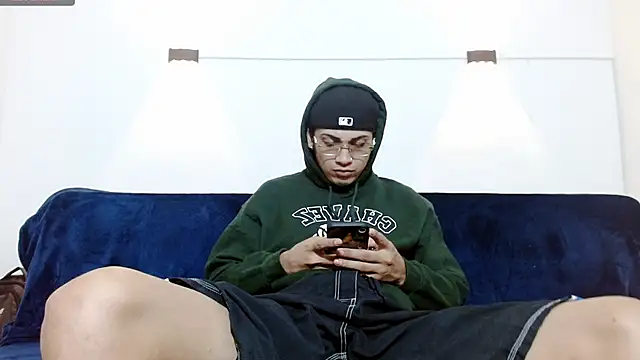 Br4ndxpimm online show from October 24, 8:05 pm