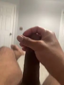 MrLatinKing online show from January 1, 11:27 am