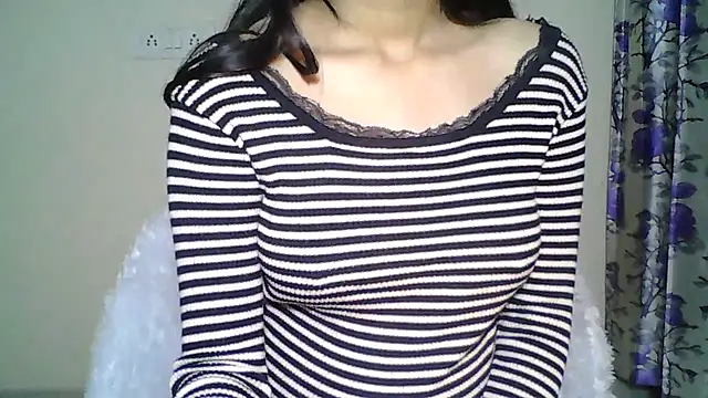 Naughty Nayra online show from November 27, 6:21 pm