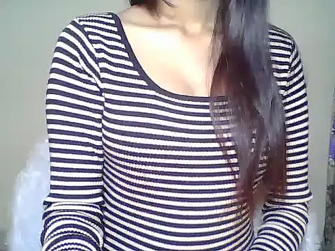 Naughty Nayra online show from January 13, 3:50 pm