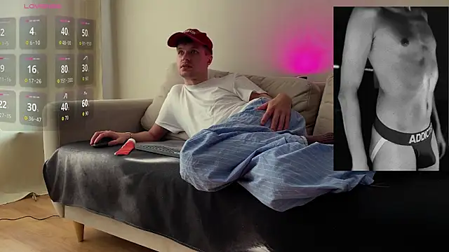 Leonnextdoor online show from March 11, 9:15 am