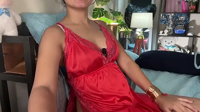 Snapshot of roseofvenom chatting on October 10, 11:37 pm roseofvenom online show from October 10, 11:37 pm