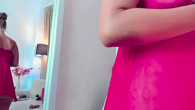 EloiseQuinn online show from February 15, 3:39 pm