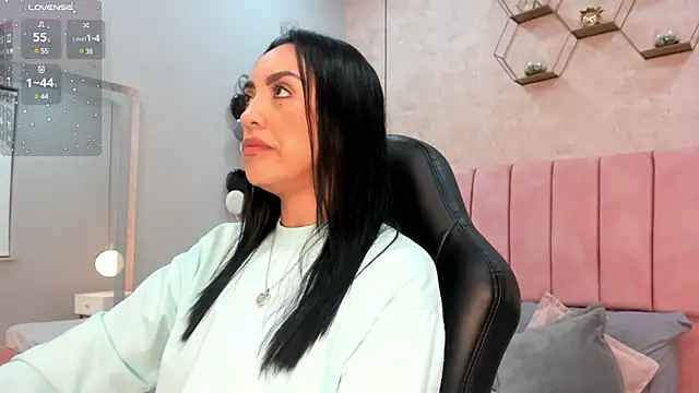 Snapshot of MAGIC_AURORAA chatting on March 14, 1:13 pm MAGIC AURORAA online show from March 14, 1:13 pm