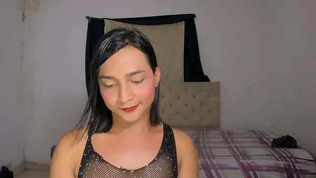 Snapshot of Miss_noah18 chatting on January 2, 12:45 am Miss noah18 online show from January 2, 12:45 am