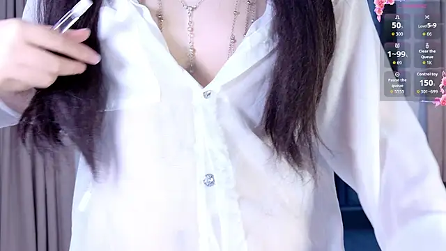 Snapshot of Alien1227 chatting on November 23, 9:53 am Alien1227 online show from November 23, 9:53 am