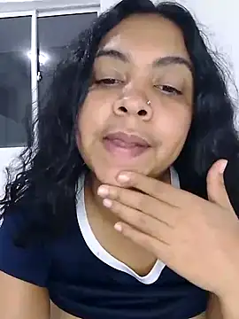 Brendabluee online show from January 5, 10:40 pm