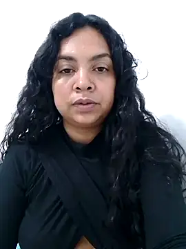 Brendabluee online show from March 23, 8:04 am