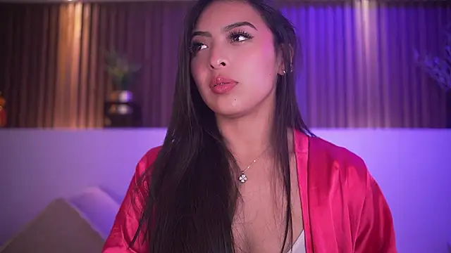 Snapshot of Camila_dupont chatting on November 28, 4:37 am Camila dupont online show from November 28, 4:37 am