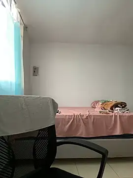 Snapshot of lunagonzales_lima_2007 chatting on February 13, 11:26 pm lunagonzales lima 2007 online show from February 13, 11:26 pm